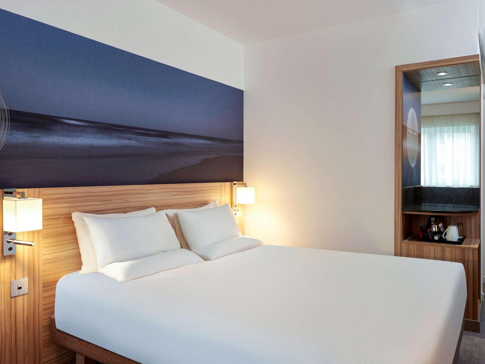 Novotel London Stansted Airport Stansted Mountfitchet Exterior foto